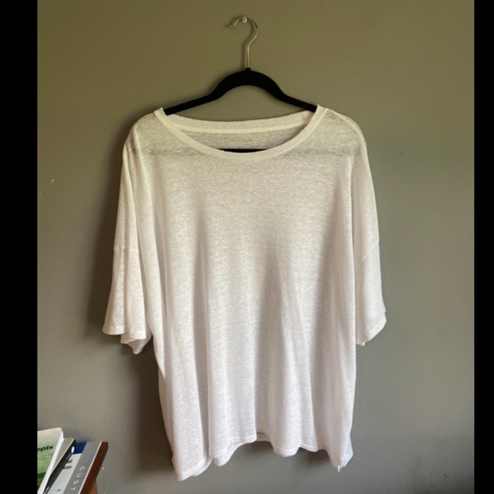 ☆ Aerie Breezy Linen Distressed T-Shirt ☆